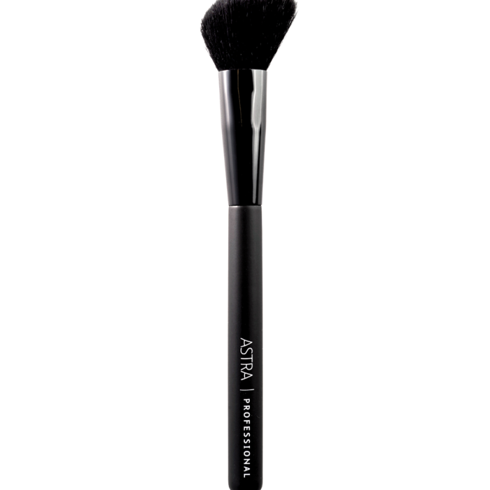 BLUSH BRUSH